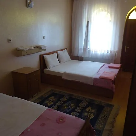 Akar Hotel 2*