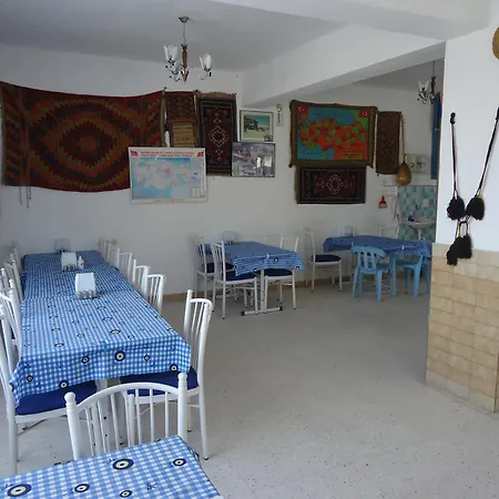 Akar