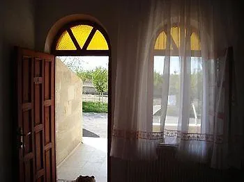 Akar