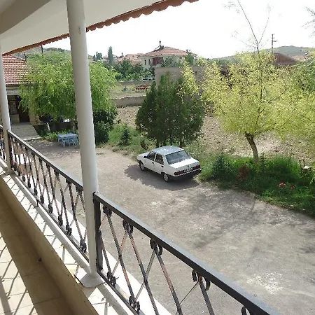 Akar