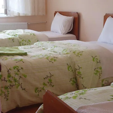 Akar Hotel 2*