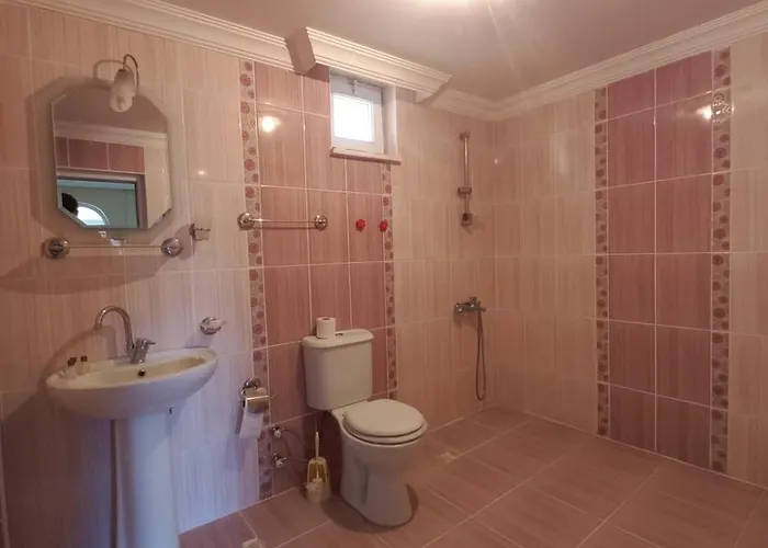 Akar 2* 厄赫拉热